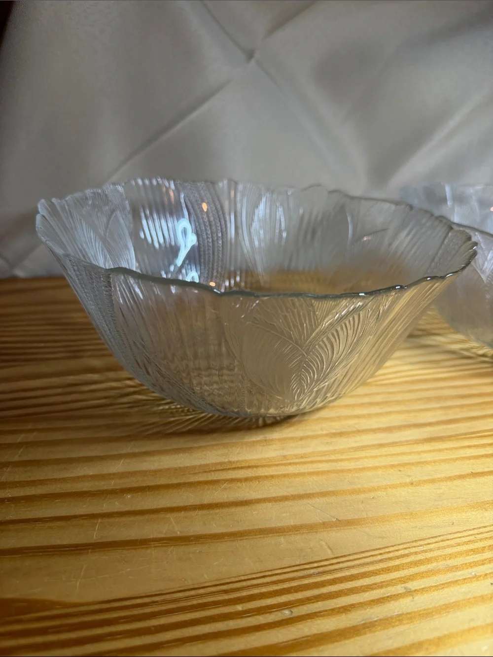 Vintage Arcoroc France Canterbury Crocus Glass Large Serving Bowls Set of 2 MCM